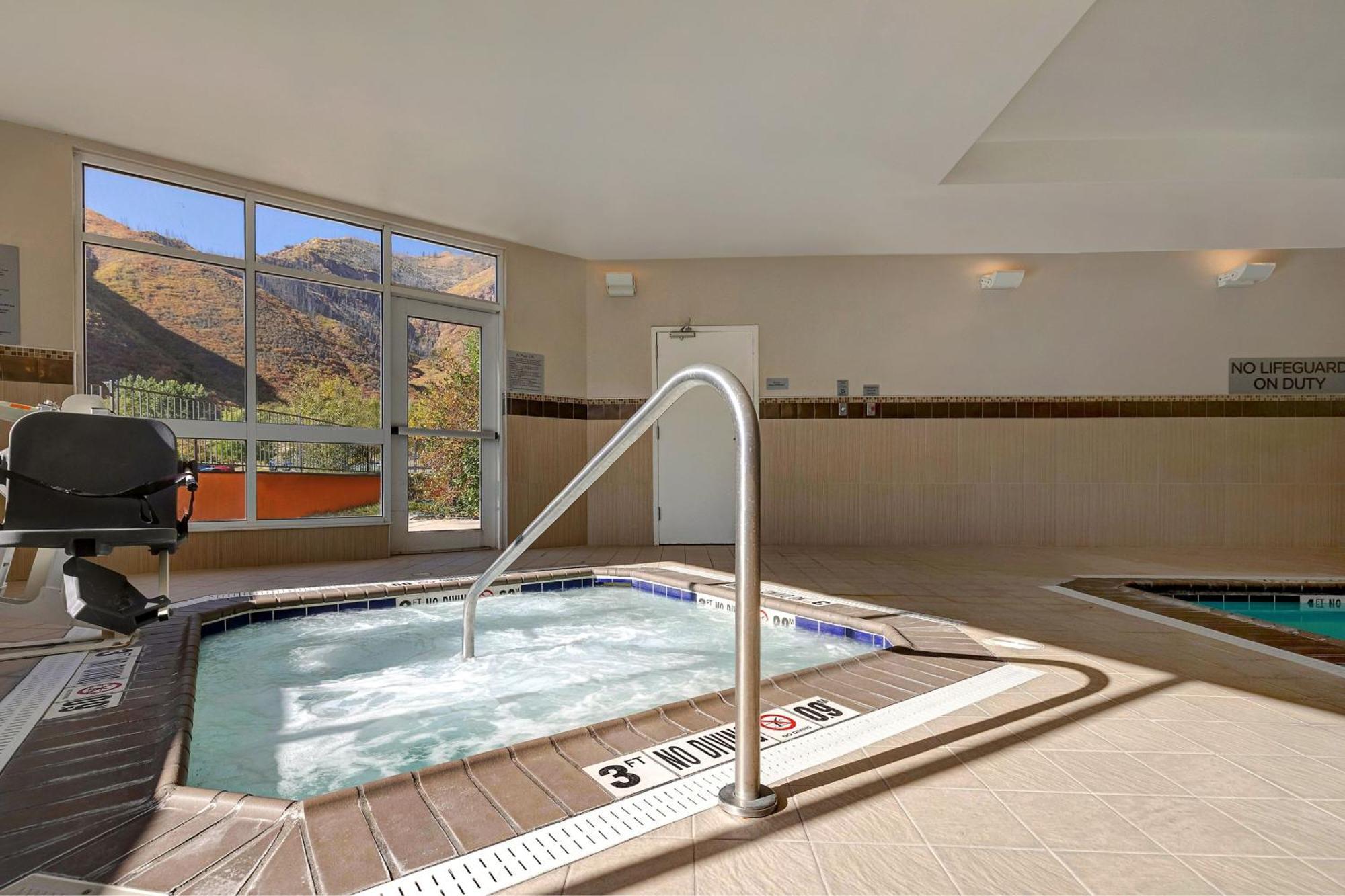 Hotel Courtyard By Marriott Glenwood Springs Extérieur photo